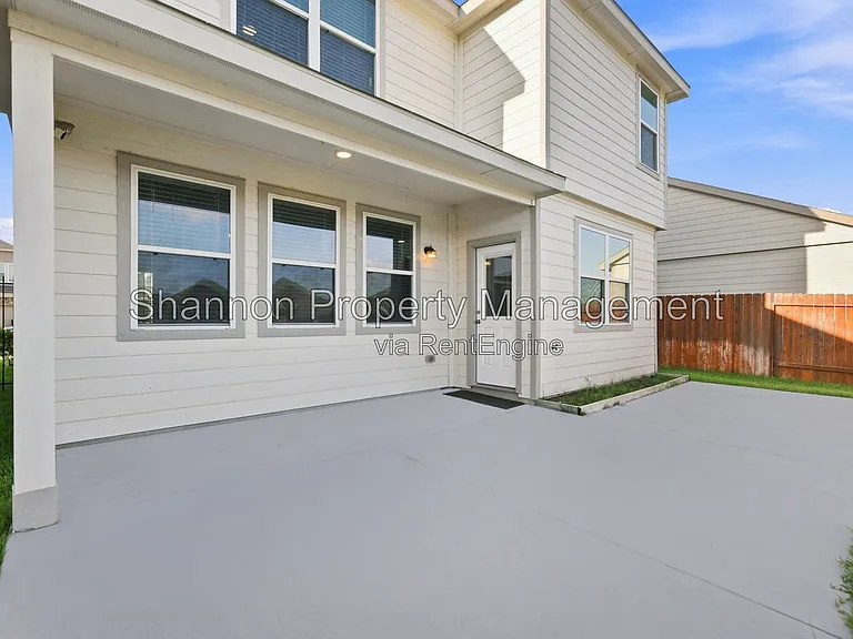 24703 Signorelli Way — Photo 37