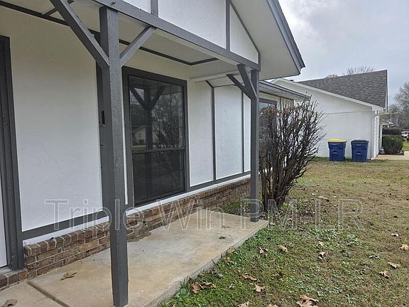5th image of 14 McArthur Dr