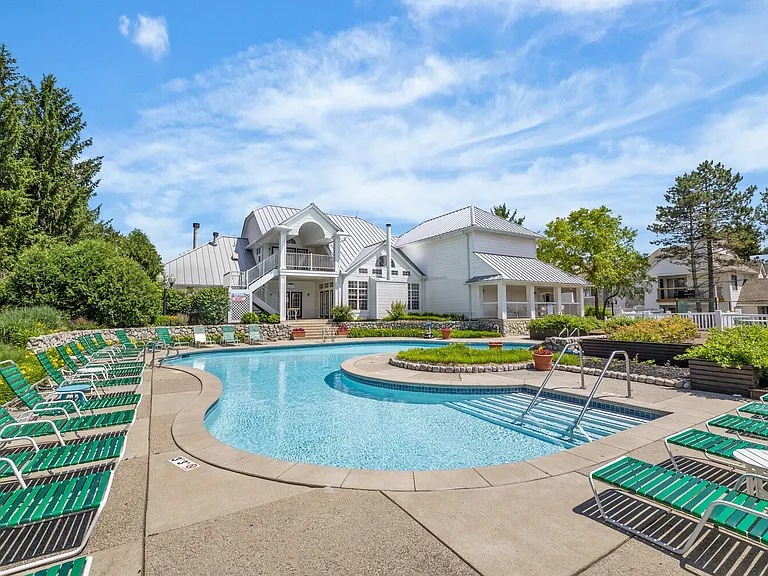 Village Club of Farmington Hills — Photo 19