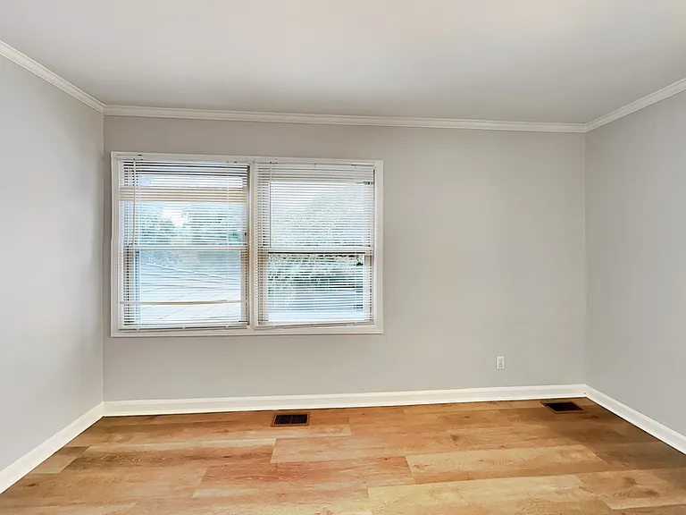 325 Towergate Pl — Photo 10