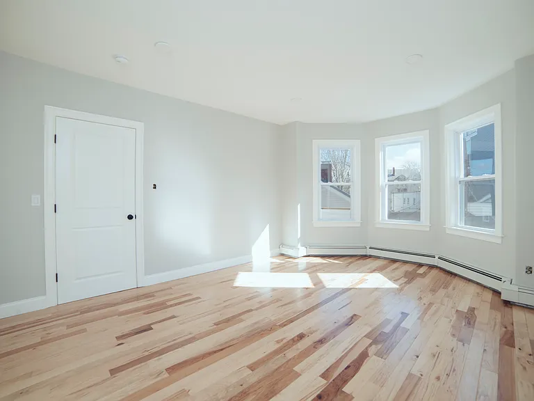 Duffley Ct — Photo 11