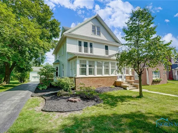 229 W Front St, Pemberville, OH 43450