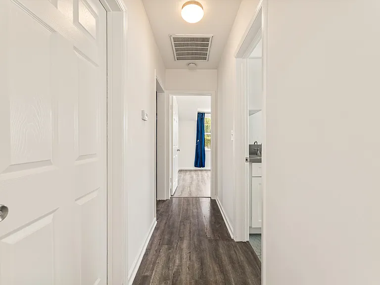 16601 Valerio St — Photo 26