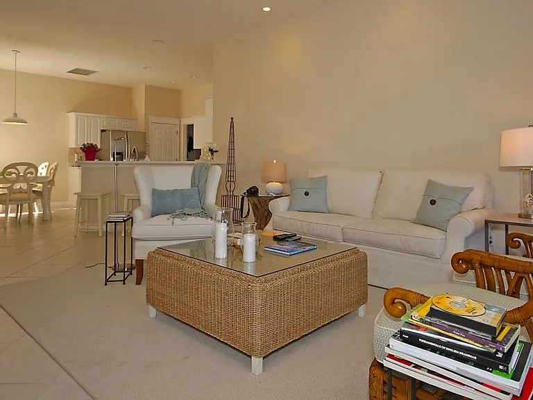 6855 Old Banyan Way — Photo 4