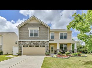 4002 Banteer Rd, Matthews, NC 28105