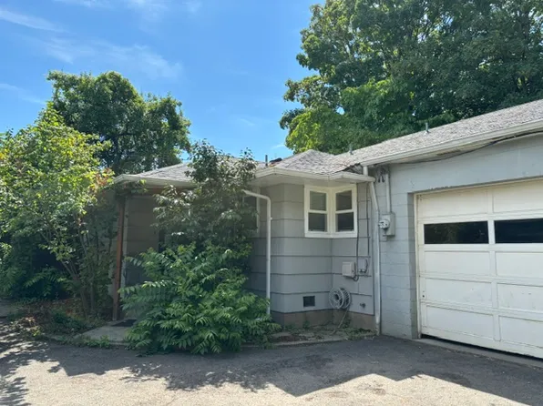 9600 SE 42nd Ave APT B, Portland, OR 97222