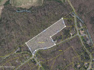 Glassboro Dr, Oak Ridge, TN 37830