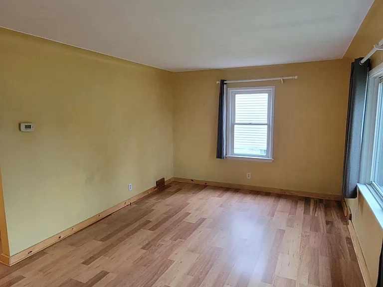 4724 Tioga St — Photo 3