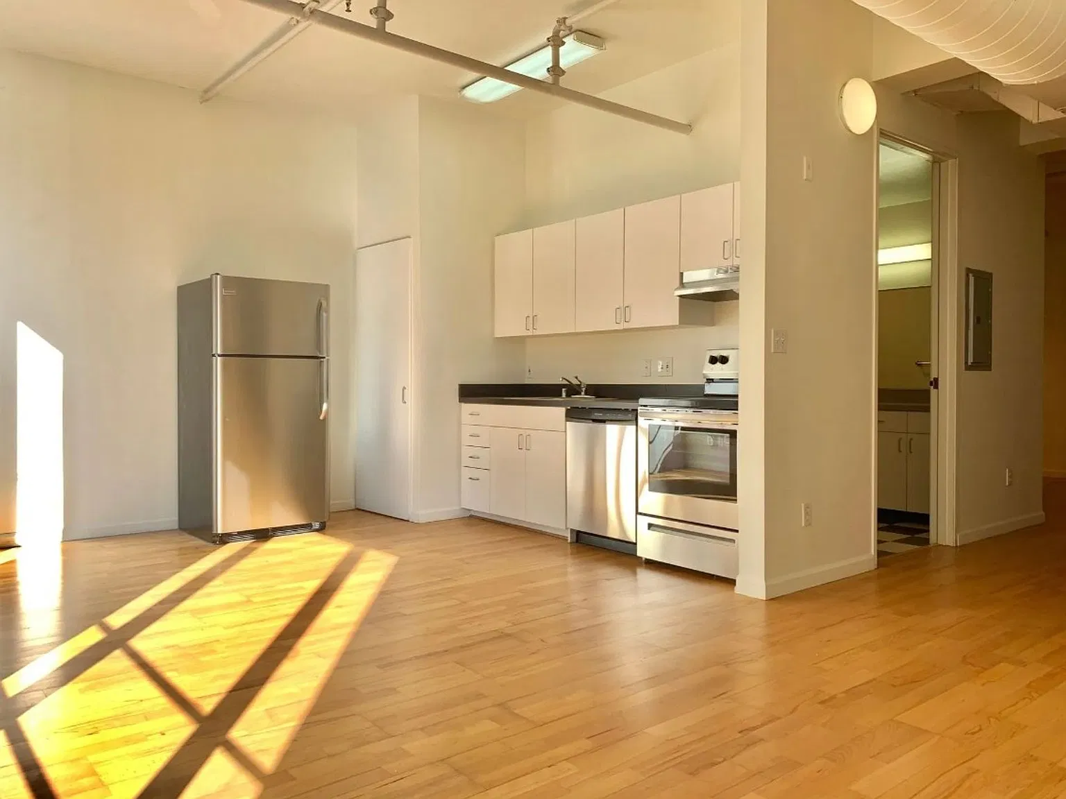 Viridian Lofts — Photo 4