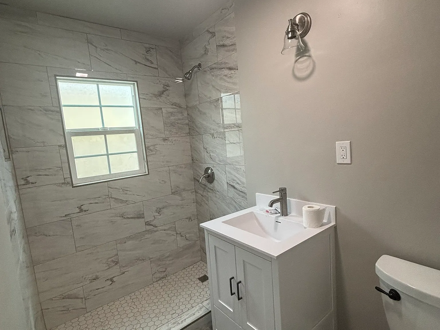 1 bed, 700 sqft, $1,700 — Photo 4