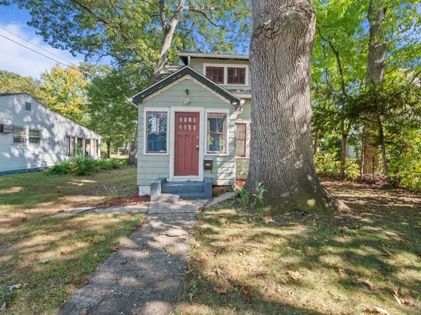 52 Greenwood Avenue, Bloomfield, CT 06002