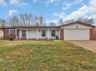 4824 Bankfield Ct, Saint Louis, MO 63128