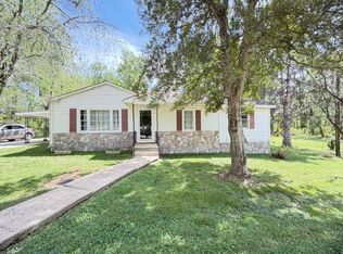 101 Walnut St, Decherd, TN 37324