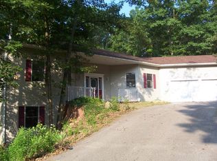 4251 Four Mile Rd NE, Grand Rapids, MI 49525