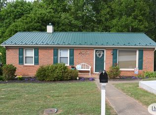 808 Augusta St, Martinsville, VA 24112
