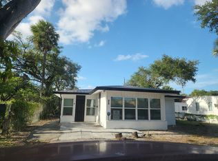 213 SW 2nd Ct, Pompano Beach, FL 33060