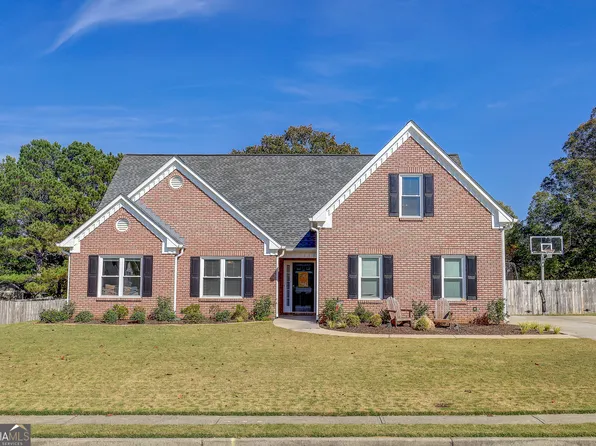 2765 Harbins Mill Dr, Dacula, GA 30019