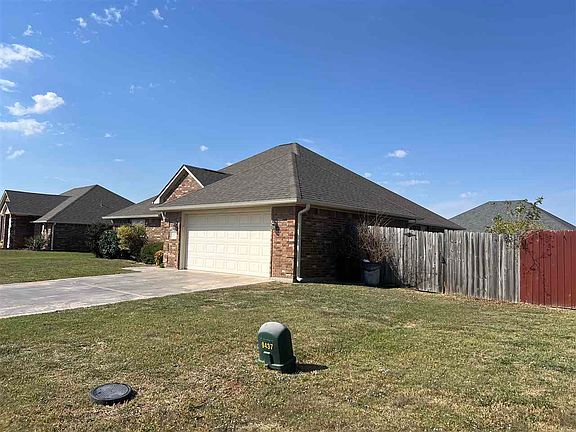 3rd image of 1211 Brandi Dr