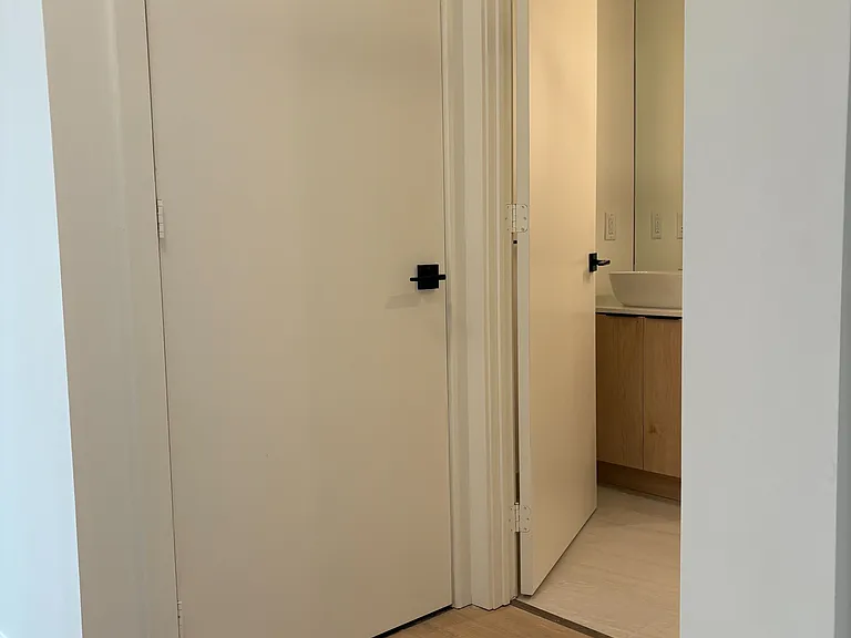 1185 Dupont St #1403 — Photo 27