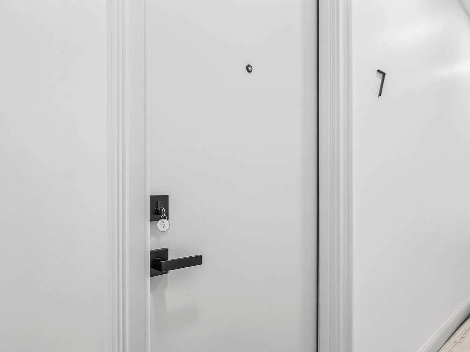 2 bed, 750 sqft, $3,800 — Photo 4