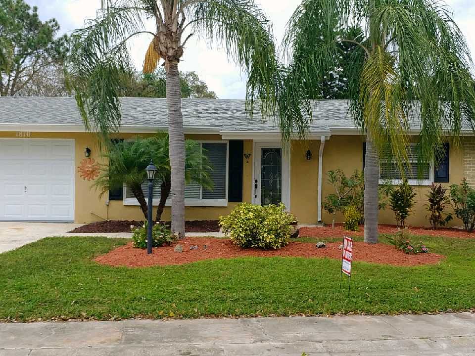 1st image of 1810 Forest Dr