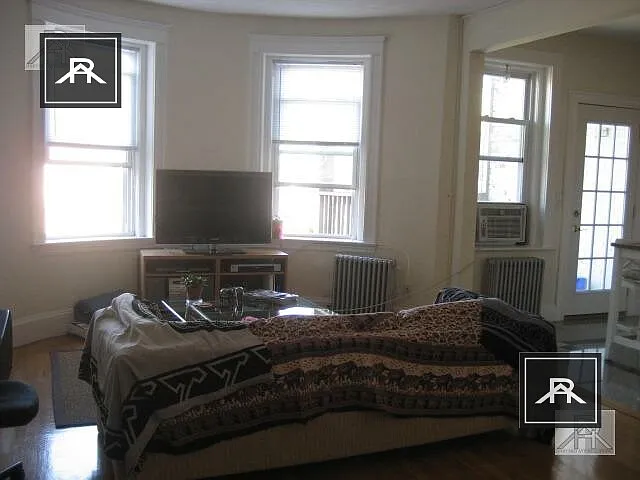 67 Babcock St #2 — Photo 4