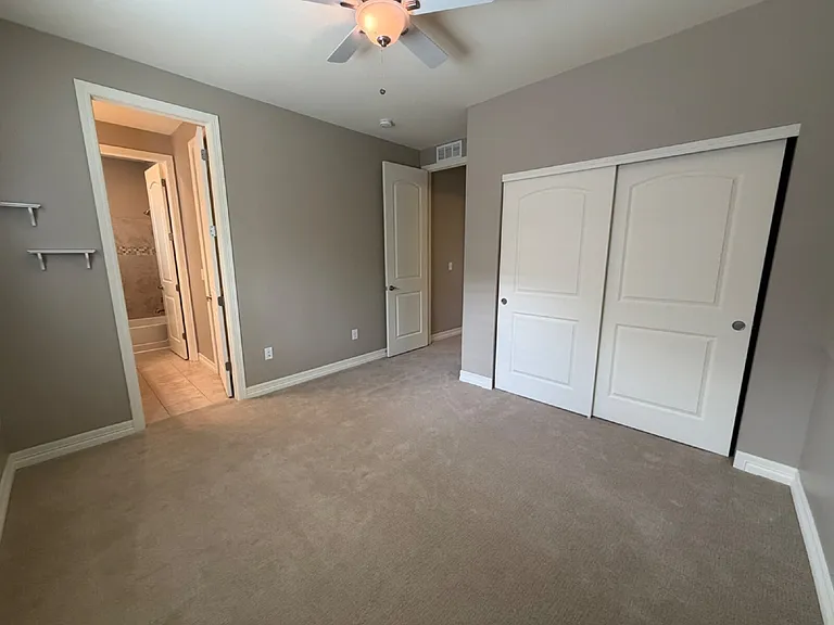 16558 Prospect Ln — Photo 19