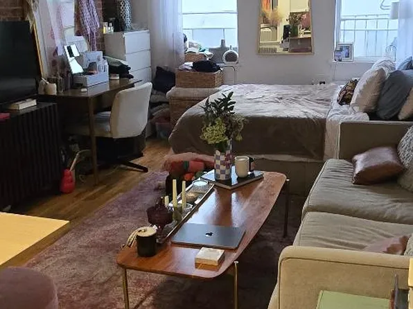 1475 2nd Ave APT 3G, New York, NY 10075