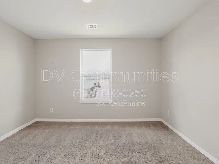 1712 Amaranth Ln — Photo 10