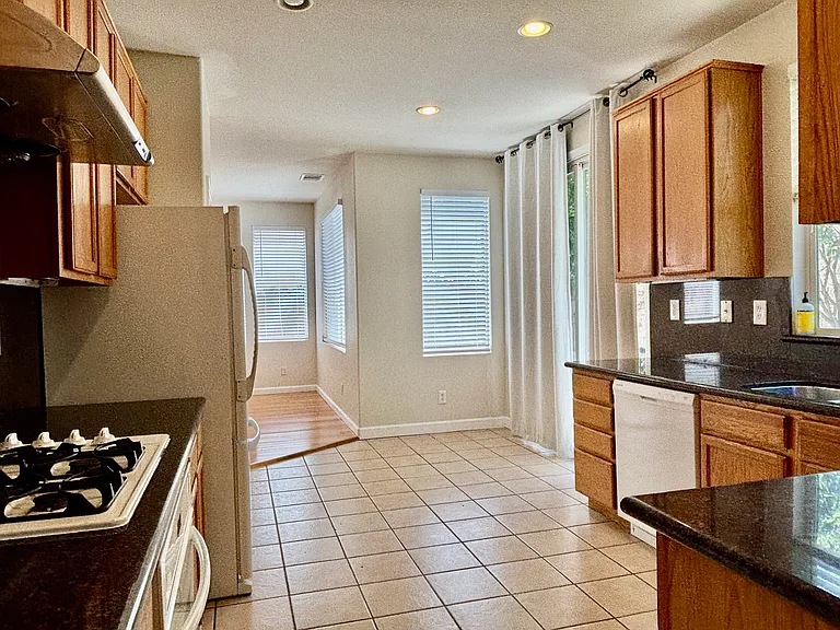 5780 Idlewood St — Photo 24