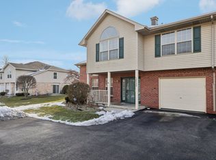 12539 S Quinn Dr #402, Alsip, IL 60803