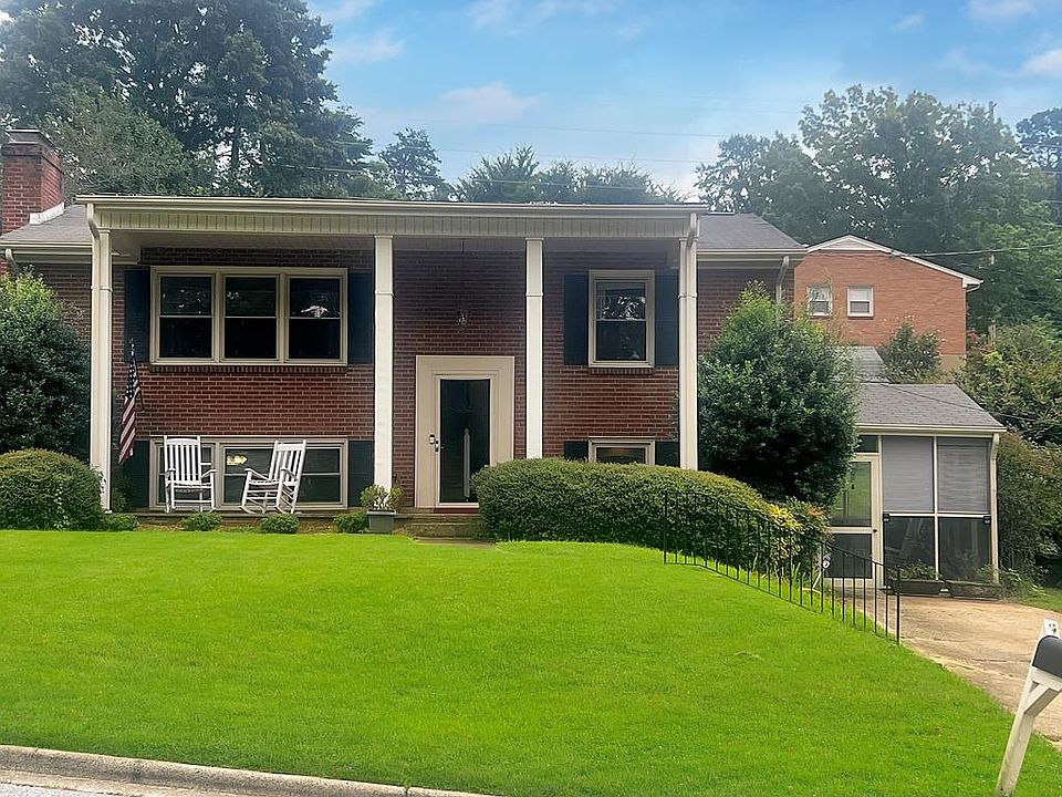 1st image of 210 Downey Ln