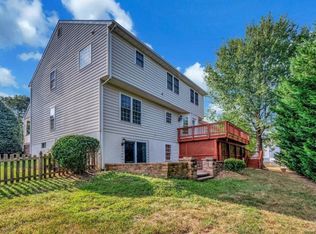 12 Stratford Hall Ct, Fredericksburg, VA 22406