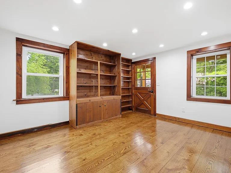 1 Tulip Tree Ln — Photo 17