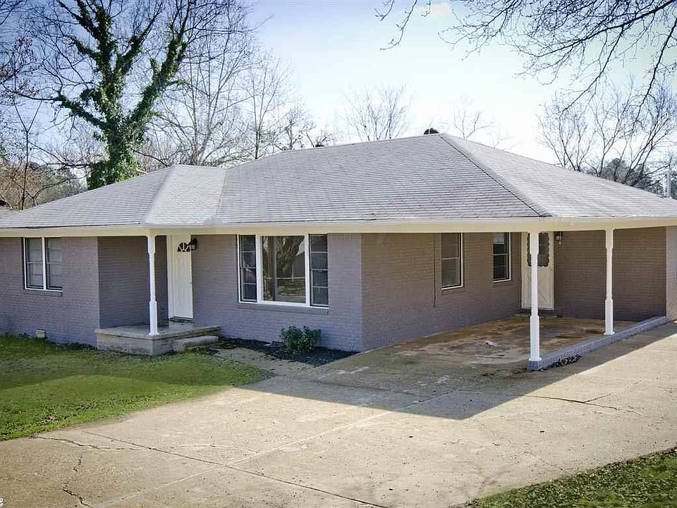 1st image of 805 Woodlawn Ave