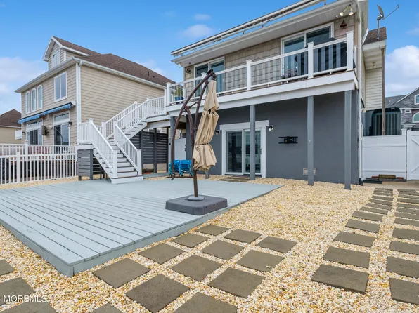 608 Bayview Drive, Toms River, NJ 08753