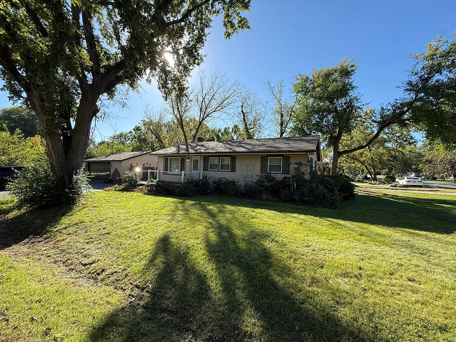 3 bed, 1100 sqft, $2,900 — Photo 1