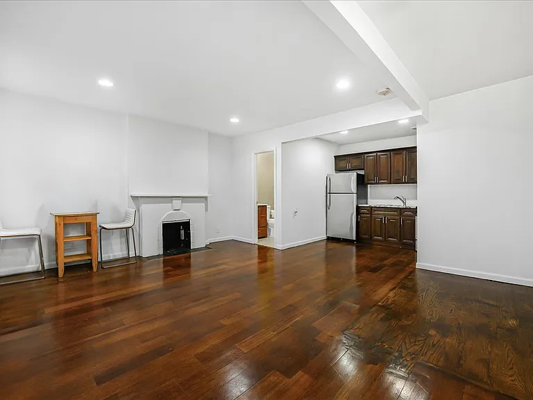 53 Linden St #GROUND-LEVEL — Photo 8