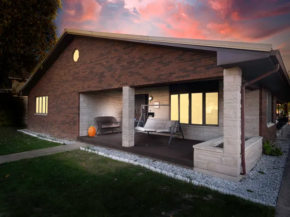 315 W 6th St, Delphos, OH 45833