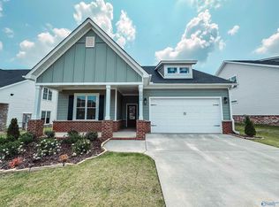 300 Shadow Ct, Huntsville, AL 35824