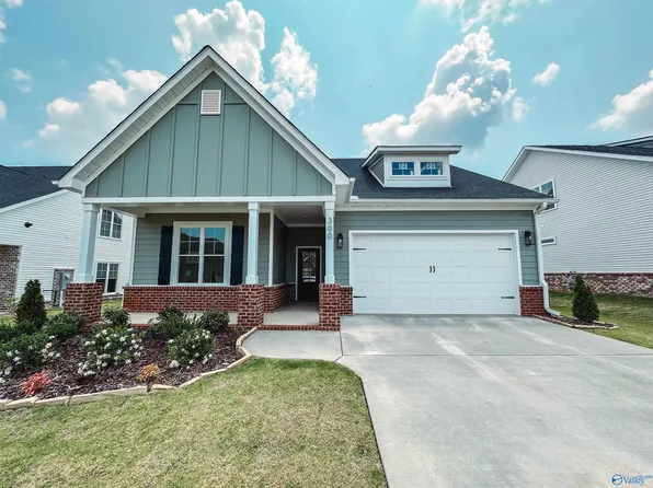 300 Shadow Ct, Huntsville, AL 35824