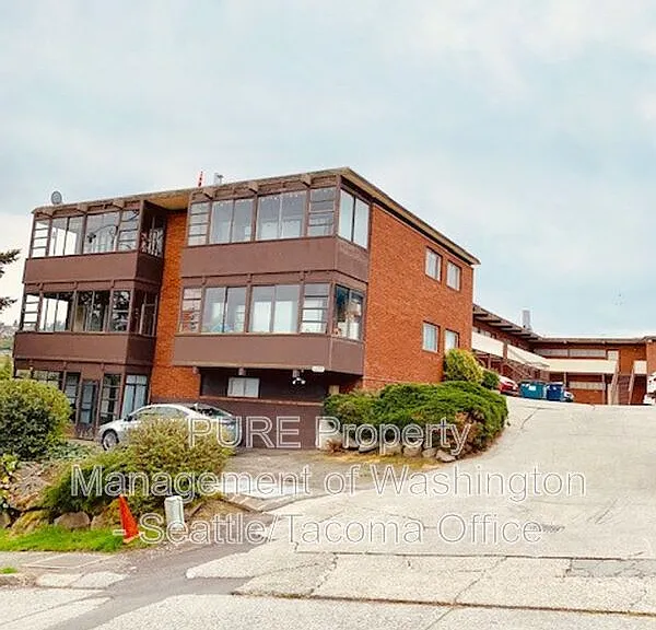 6609 SW Admiral Way — Photo 24