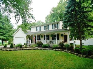 121 Thornhill Dr, Cortland, OH