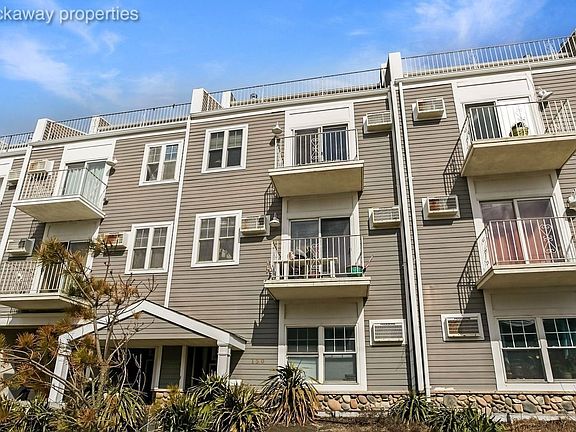 4th image of 130 Beach 92 St #3C