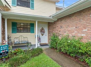 24 Jennifer Ct, Mandeville, LA 70448