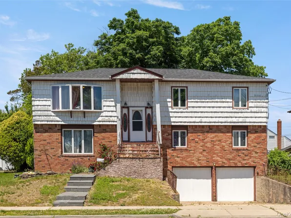 23 3rd Avenue, Farmingdale, NY 11735
