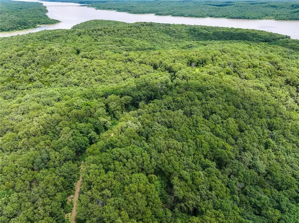 5760 NE 871 Private Rd, Osceola, MO 64776
