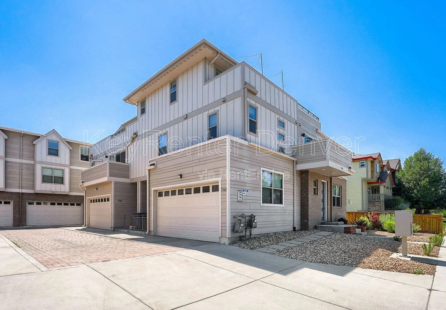 3 bed, 3.5 bath, 2130 sqft, $2,850 — Photo 1