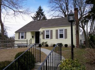 58 Edgemont Rd, Katonah, NY 10536