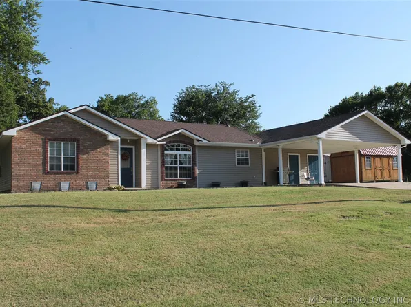 429 5th St, Stuart, OK 74570